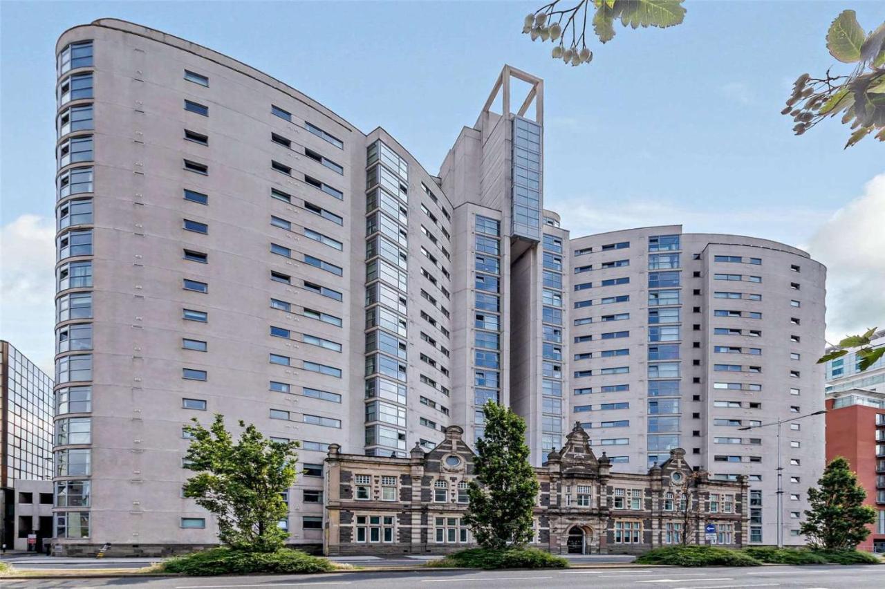 Fantastic And Modern City Centre Flat With Free Parking! Кардифф Экстерьер фото